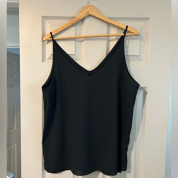 Elegant Black Women's Top - Picture 1 of 2